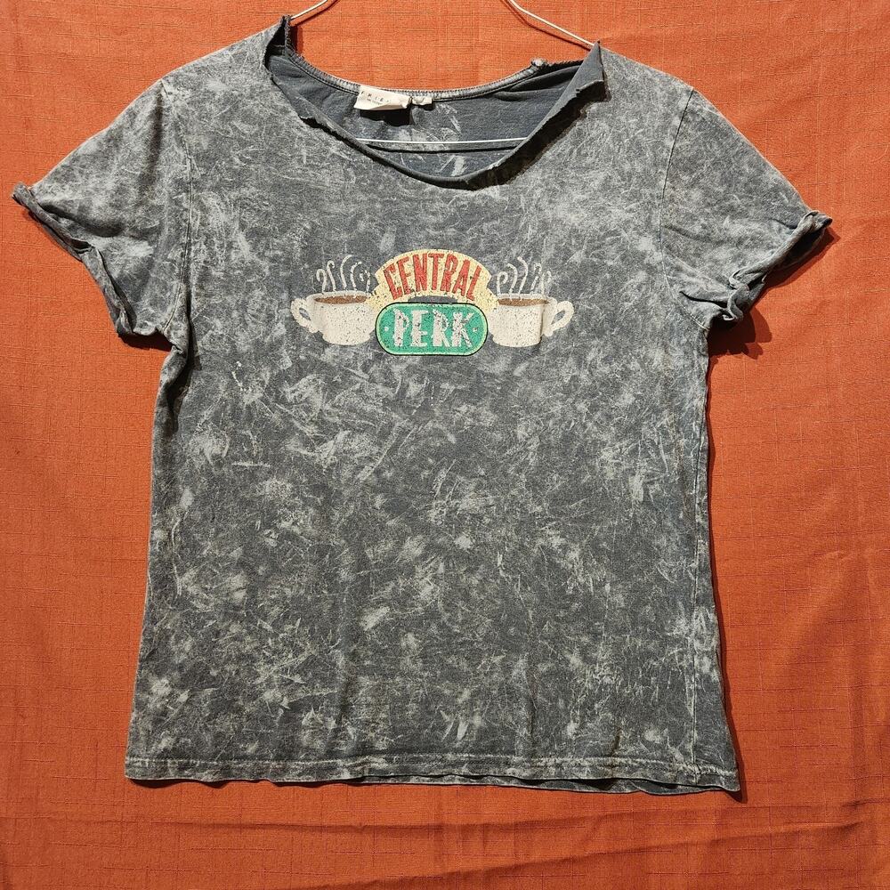 Friends 'Central Perk' Grey Sz Small Distressed Lightweight Juniors Y2K Pheobe